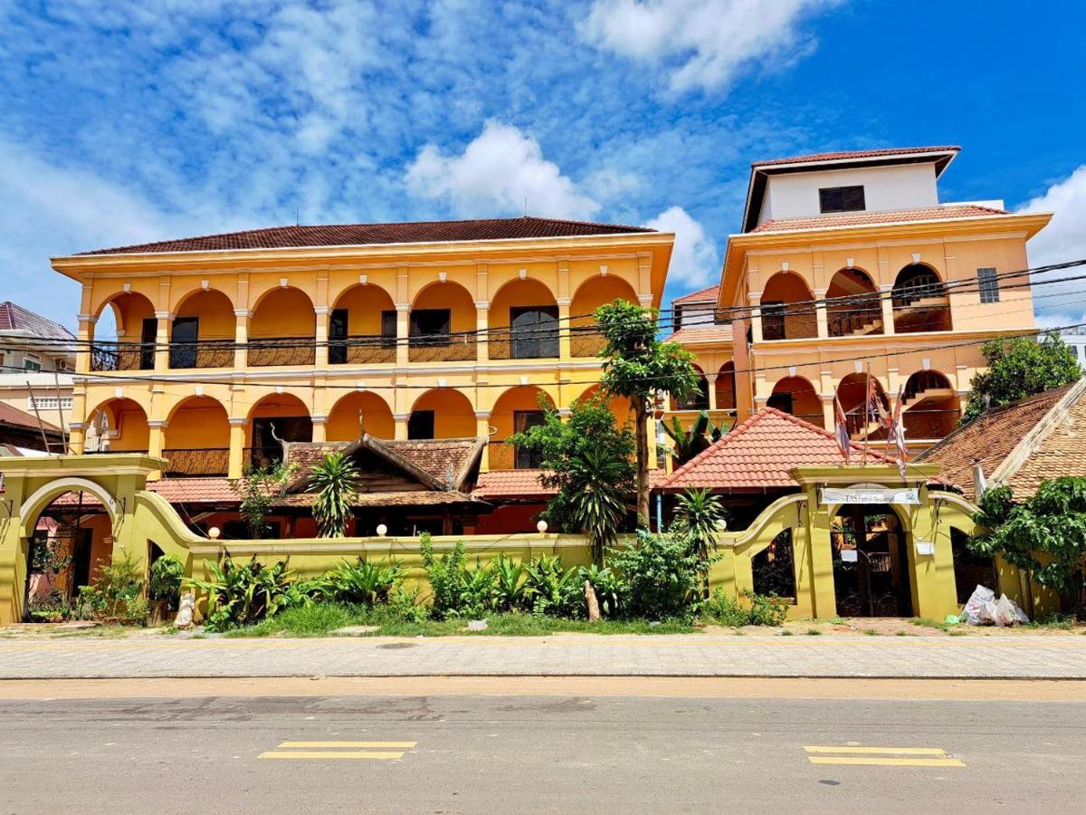 Den Hotel Totonou เสียมราฐ ภายนอก รูปภาพ